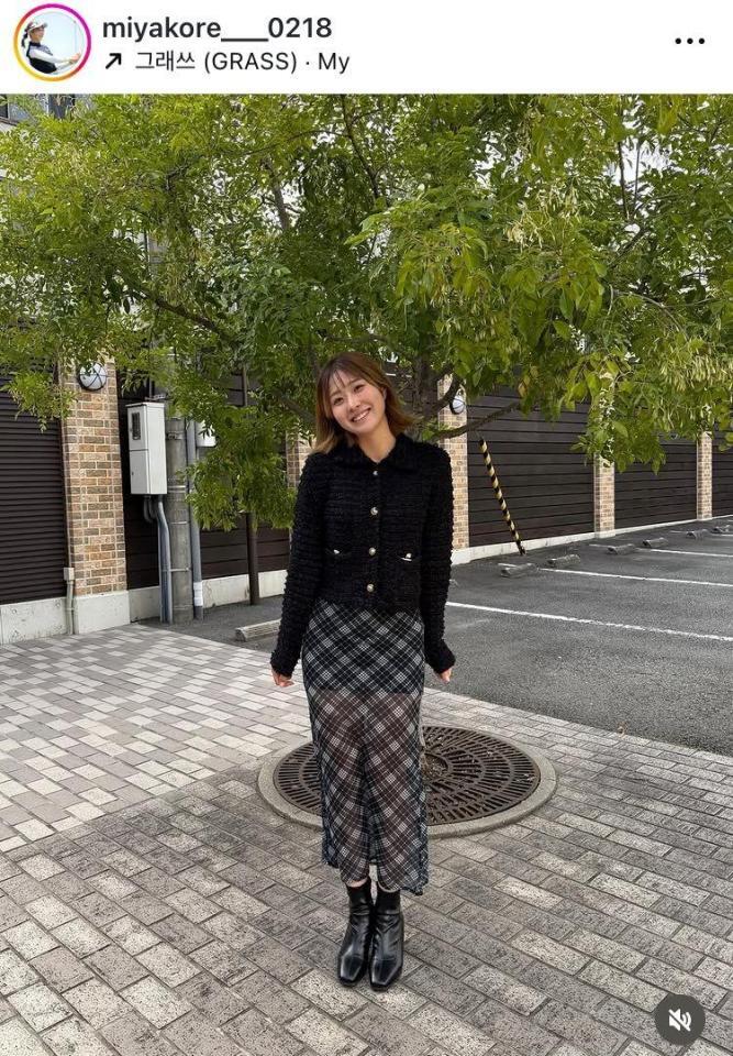 都玲華インスタグラム（ｍｉｙａｋｏｒｅ＿＿＿０２１８）より