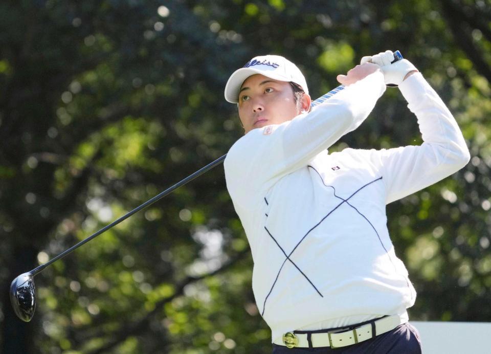 　６アンダーで首位につけた前田光史朗