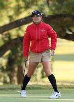 　笑顔を見せる河本結（撮影・中田匡峻）