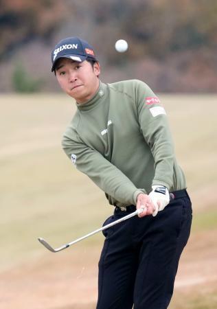 　第３日、通算８アンダーで首位の小木曽喬＝東京よみうりＣＣ