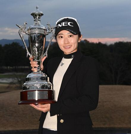 　プレーオフの末、大会連覇を果たした安田祐香（撮影・西田忠信）