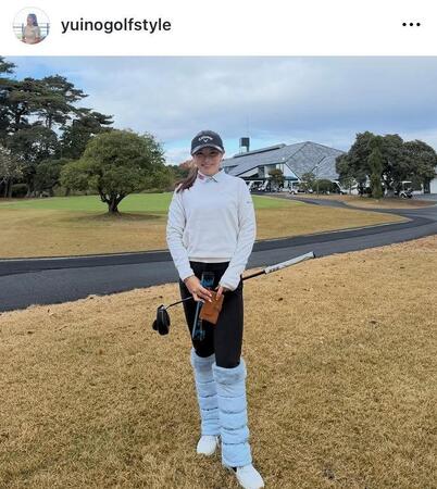 　河本結コーデのインスタグラム（ｙｕｉｎｏｇｏｌｆｓｔｙｌｅ）より