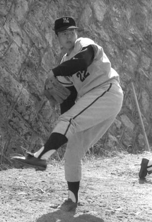 　西鉄時代の尾崎将司さん＝６６年