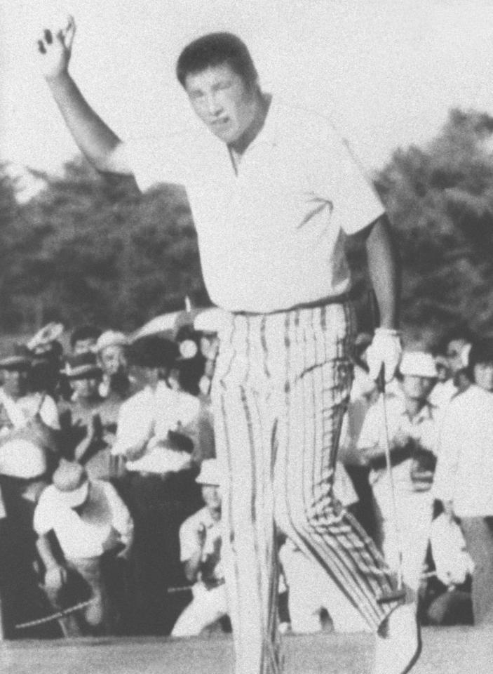 　日本プロゴルフ選手権で初優勝した尾崎将司さん＝７１年