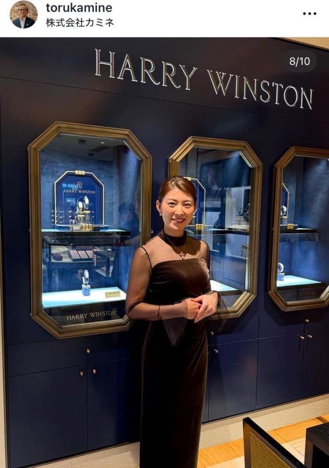 　カミネ・上根亨社長のインスタグラム（ｔｏｒｕｋａｍｉｎｅ）より