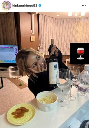 金田久美子インスタグラム（ｋｉｎｋｕｍｉｒｉｎｇｏ９３）より