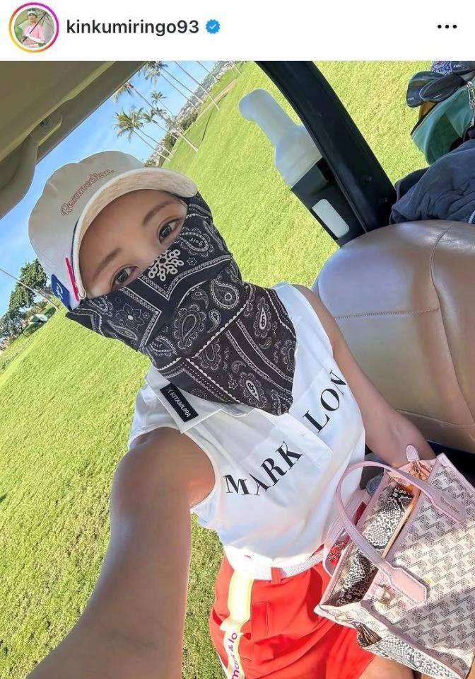 金田久美子インスタグラム（ｋｉｎｋｕｍｉｒｉｎｇｏ９３）より