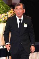 参列した中嶋常幸