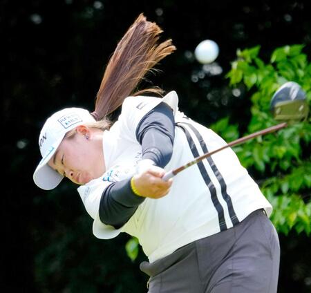 　７アンダーで首位の入谷響