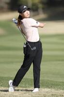 １１番、第２打がミスショットとなった渋野日向子（撮影・伊藤笙子）