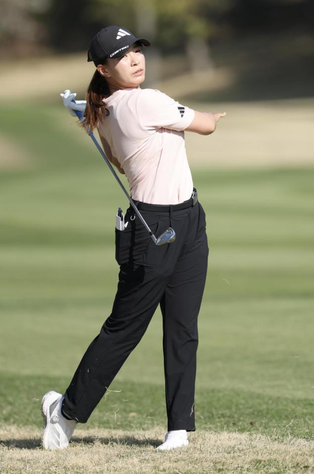 １１番、第２打がミスショットとなった渋野日向子（撮影・伊藤笙子）