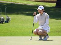 プロアマ戦で調整する荒木優奈