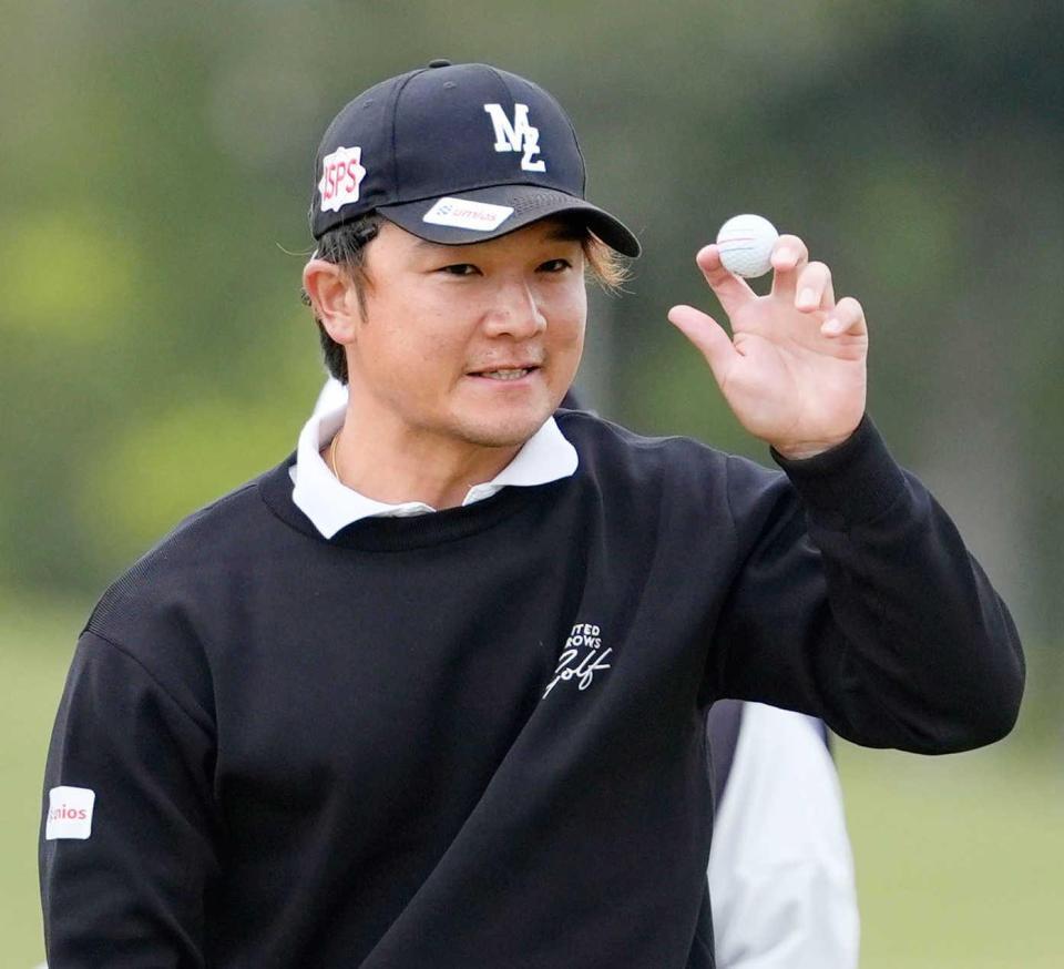 通算１３アンダーで首位の香妻陣一朗