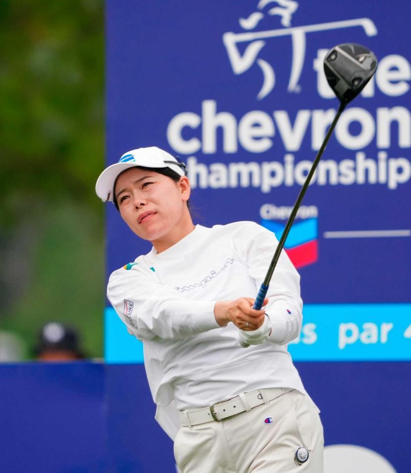 　通算４アンダーで１２位の勝みなみ（共同）