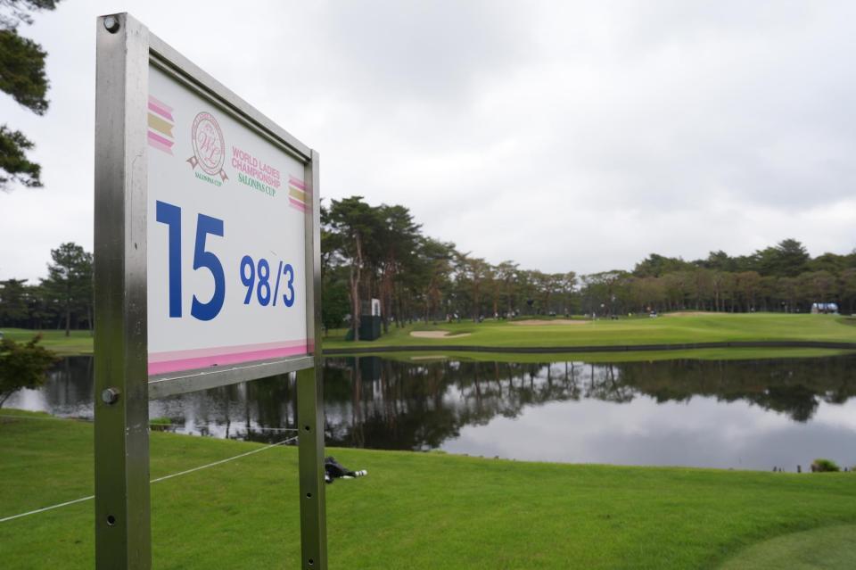第１日、９８ヤードの１５番ホール