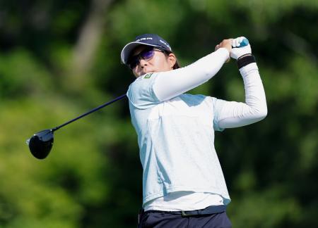 　第１日、６アンダーで首位の穴井詩＝福岡雷山ＧＣ
