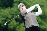 竹田麗央が悲願の初優勝！初日41位からの大まくり 元賞金女王・平瀬