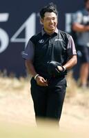 第１ラウンド、ホールアウトし笑顔の松山英樹。２オーバーで８５位（共同）