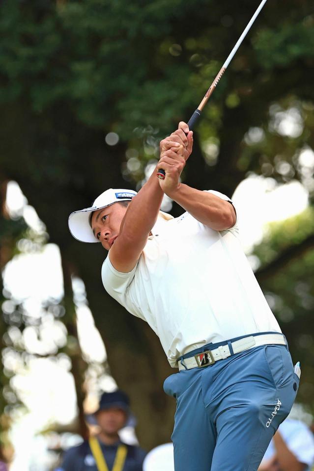 　５アンダーで首位の堀川未来夢