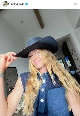 ネリー・コルダのインスタグラム（ｎｅｌｌｙｋｏｒｄａ）より