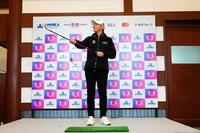 ゴルフクリニックで高い技術を披露するアニカ・ソレンスタム