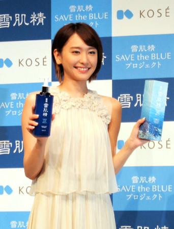 「雪肌精」で美白に磨きがかかった新垣結衣