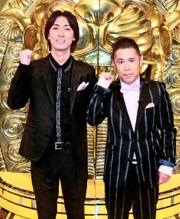漫才師の日本一決定戦「ＴＨＥ　ＭＡＮＺＡＩ」の司会を今年も務めるナインティナインの矢部浩之（左）と岡村隆史