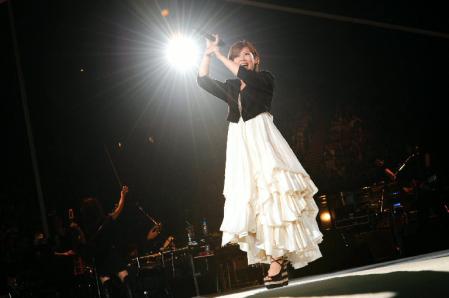 ２年半ぶりの大阪に元気いっぱいの絢香