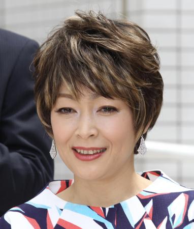 　離婚したことを公式ホームページで発表した財前直見