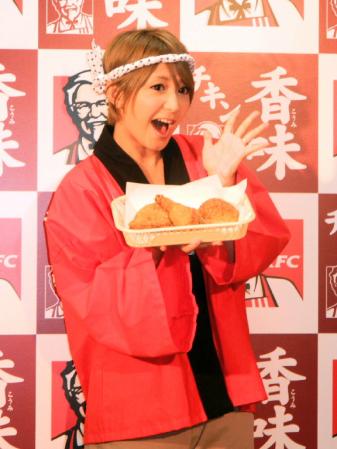 ＫＦＣ「やみつき屋」オープニングイベントに登場した矢口真里