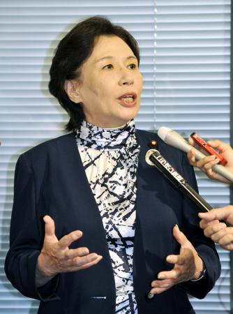 　民主党代表選へ立候補しないことを表明した田中真紀子元外相