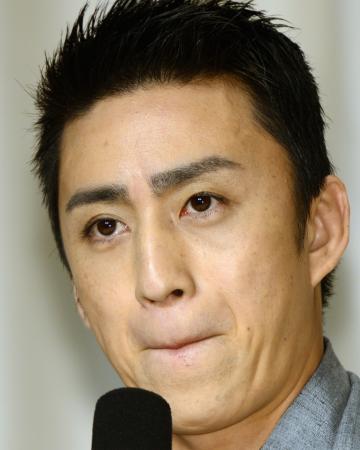 　感極まった表情を見せる市川染五郎（撮影・金田祐二）