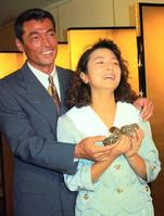 渡辺裕之 原日出子の長男がデビューへ 芸能 デイリースポーツオンライン