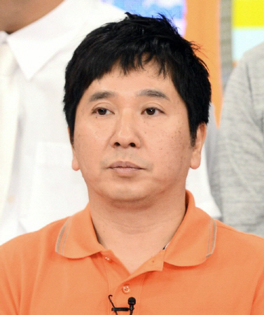 ２２日に都内で復帰会見を開く予定の爆笑問題・田中裕二