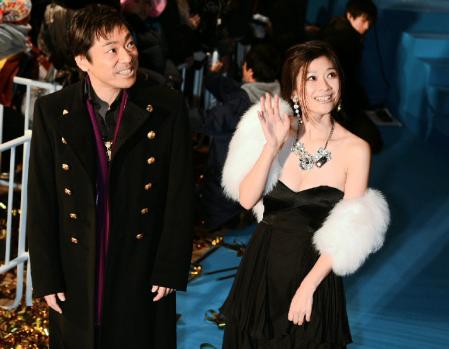 イベントに参加した香川照之（左）と篠原涼子＝六本木ヒルズアリーナ（撮影・園田高夫）