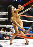 ラウンドガール壇蜜はハアハア