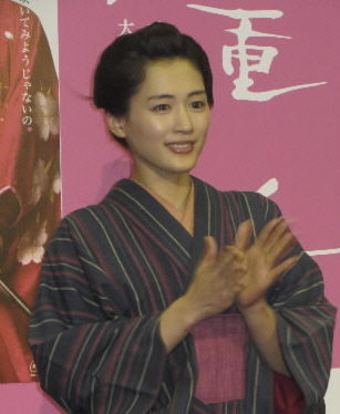 大河ドラマ「八重の桜」で主人公・山本八重をを演じる綾瀬はるか