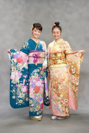 　今年成人式を迎える女優の剛力彩芽（左）と忽那汐里（右）