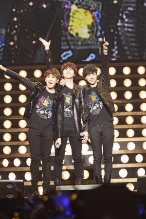 　ＳＵＰＥＲ　ＪＵＮＩＯＲから派生した３人組ユニット・ＳＵＰＥＲ　ＪＵＮＩＯＲ‐Ｋ．Ｒ．Ｙ