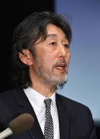 　音楽活動再開の経緯を語る中村耕一＝Ｍｔ．ＲＡＩＮＩＥＲＨＡＬＬ　ＳＨＩＢＵＹＡ（撮影・持木克友）