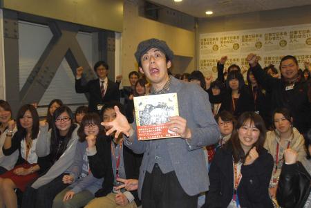 　受講生の前ではノリノリだったキングコング・西野亮廣だが…＝よしもとクリエイティブカレッジ東京
