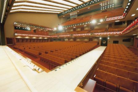 　公開された新しい歌舞伎座の内部