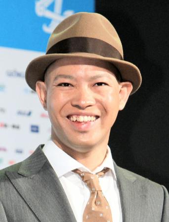 　第１子が誕生したかりゆし５８の前川真悟