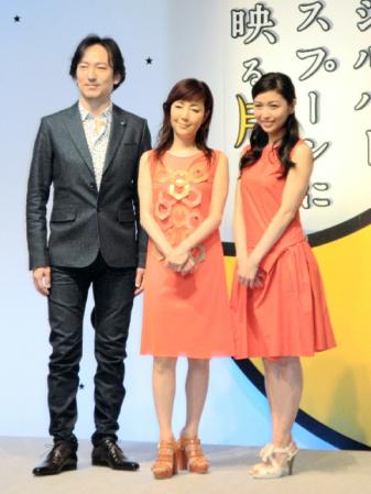 製作発表に出席した（左から）鈴木綜馬、戸田恵子、新妻聖子＝東京・帝国ホテル