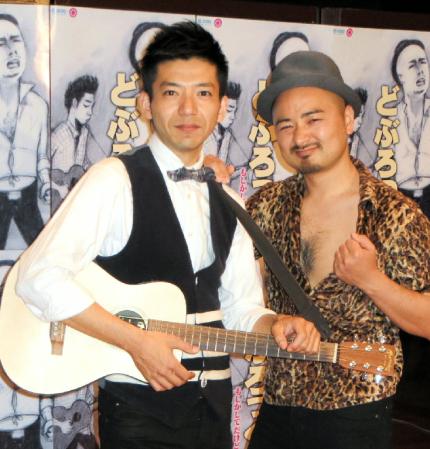 ＣＤデビューに意気込む「どぶろっく」＝東京都渋谷区のビクタースタジオ