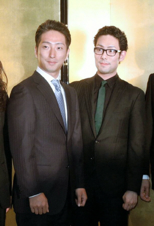 公演への意気込みを語った中村七之助と中村勘九郎（右）＝東京都文京区の文京シビックホール