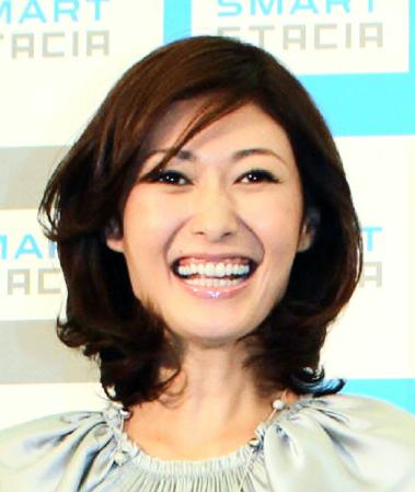 花火大会中継で下着までビショビショになったと明かした田丸麻紀