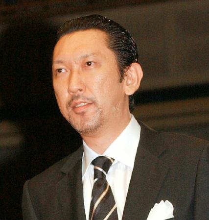 佐久間氏に祈りのメッセージを送った布袋寅泰