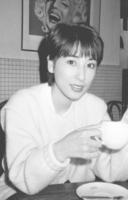 亡くなった藤圭子さん。１９８４年当時