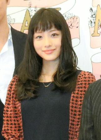 舞台への意気込みを語った石原さとみ